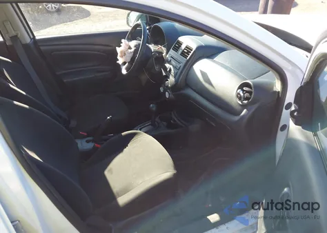 2014 Nissan Versa 1.6 S+ z USA, uszkodzony, nr VIN 3N1CN7AP1EL849604